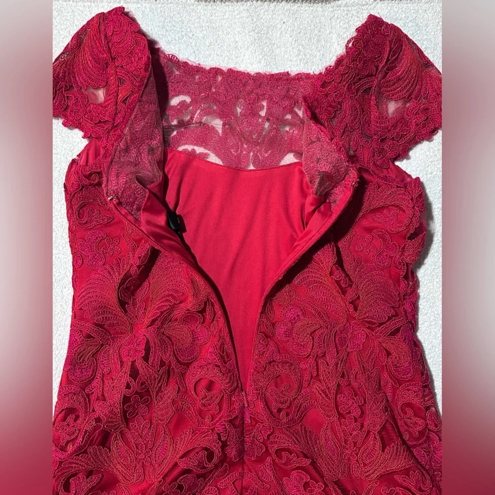 Tadashi Shoji | Red Lace Sheath Dress | Size 10
